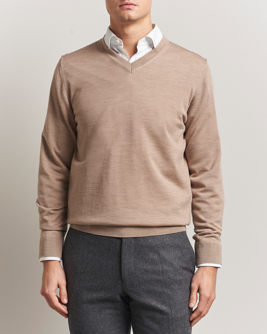 Hombres | Jerséis y prendas de punto | Charles Tyrwhitt | Pure Merino V-Neck Jumper Oatmeal