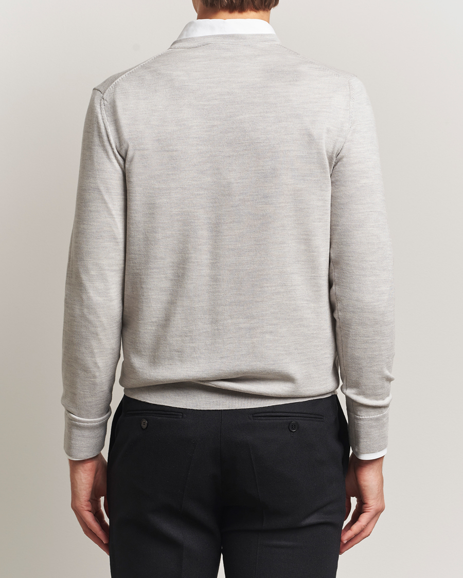 Hombres | Jerséis y prendas de punto | Charles Tyrwhitt | Pure Merino V-Neck Jumper Silver Grey