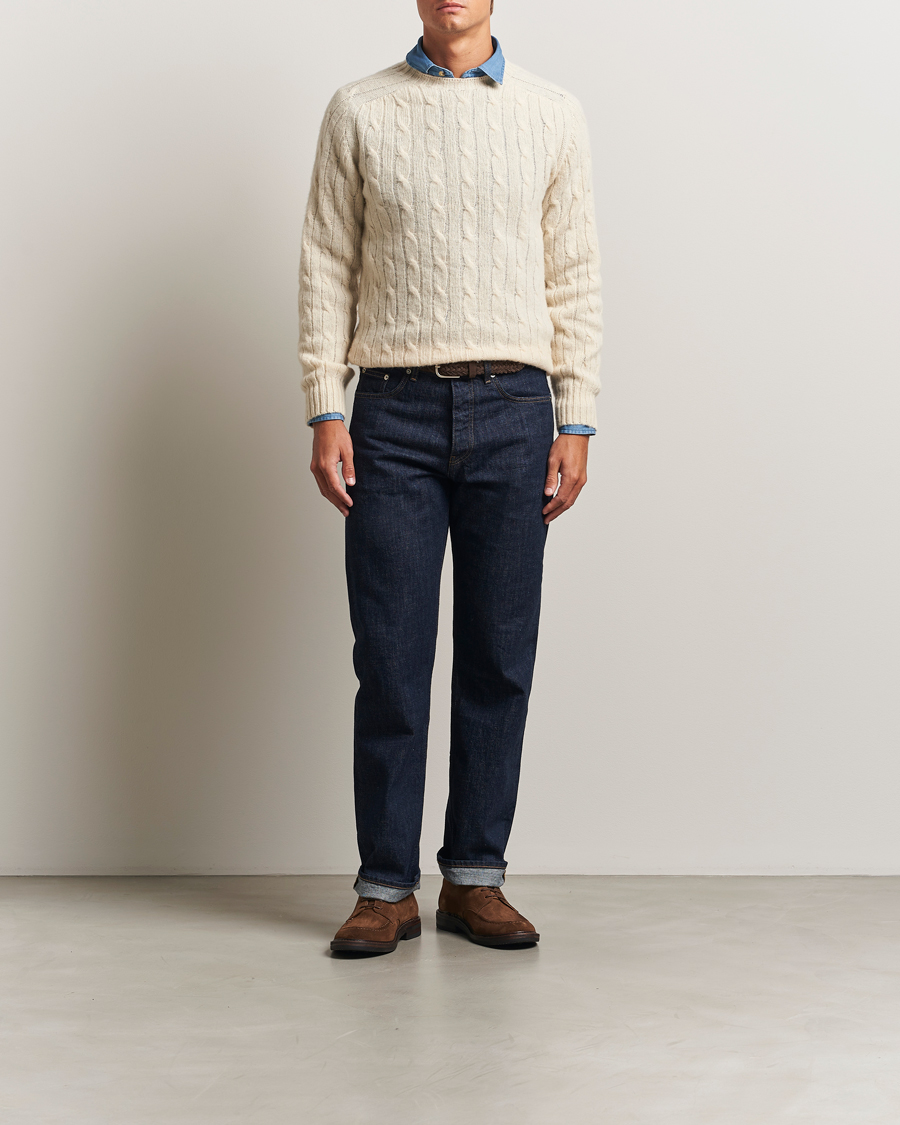 Hombres | Jerséis y prendas de punto | Drake's | Brushed Shetland Cable Crew Ecru