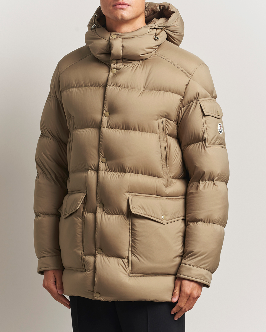 Hombres | Abrigos y chaquetas | Moncler | Bretagne Down Parka Beige