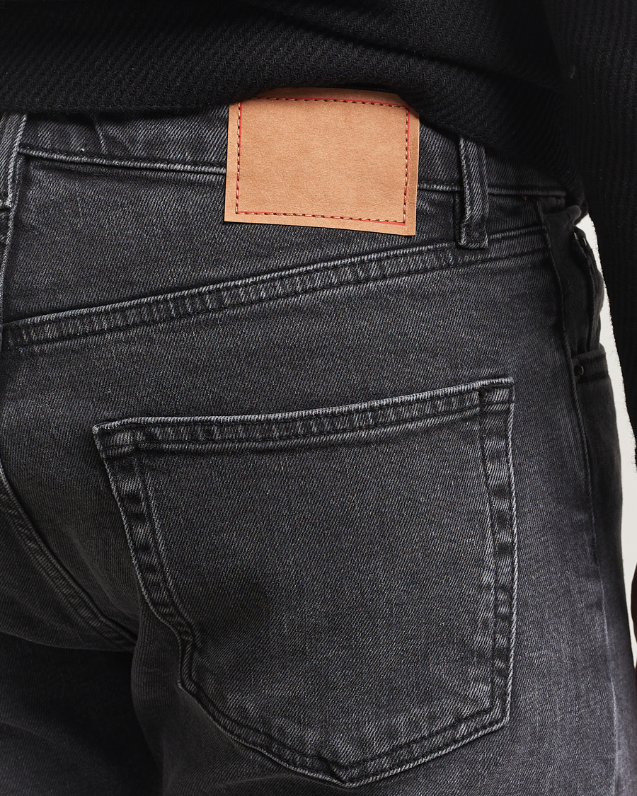 Hombres | Pantalones | Jeanerica | TM005 Tapered Jeans Black Overdye