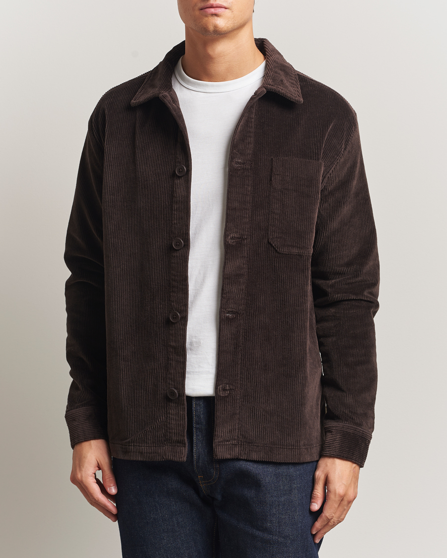 Hombres | Camisas | KnowledgeCotton Apparel | Cotton Corduroy Overshirt Chocolate