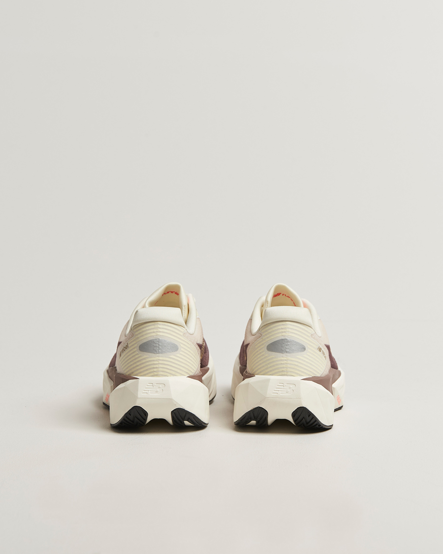 Hombres | Zapatillas de correr | New Balance Running | FuelCell Rebel V5 Angora