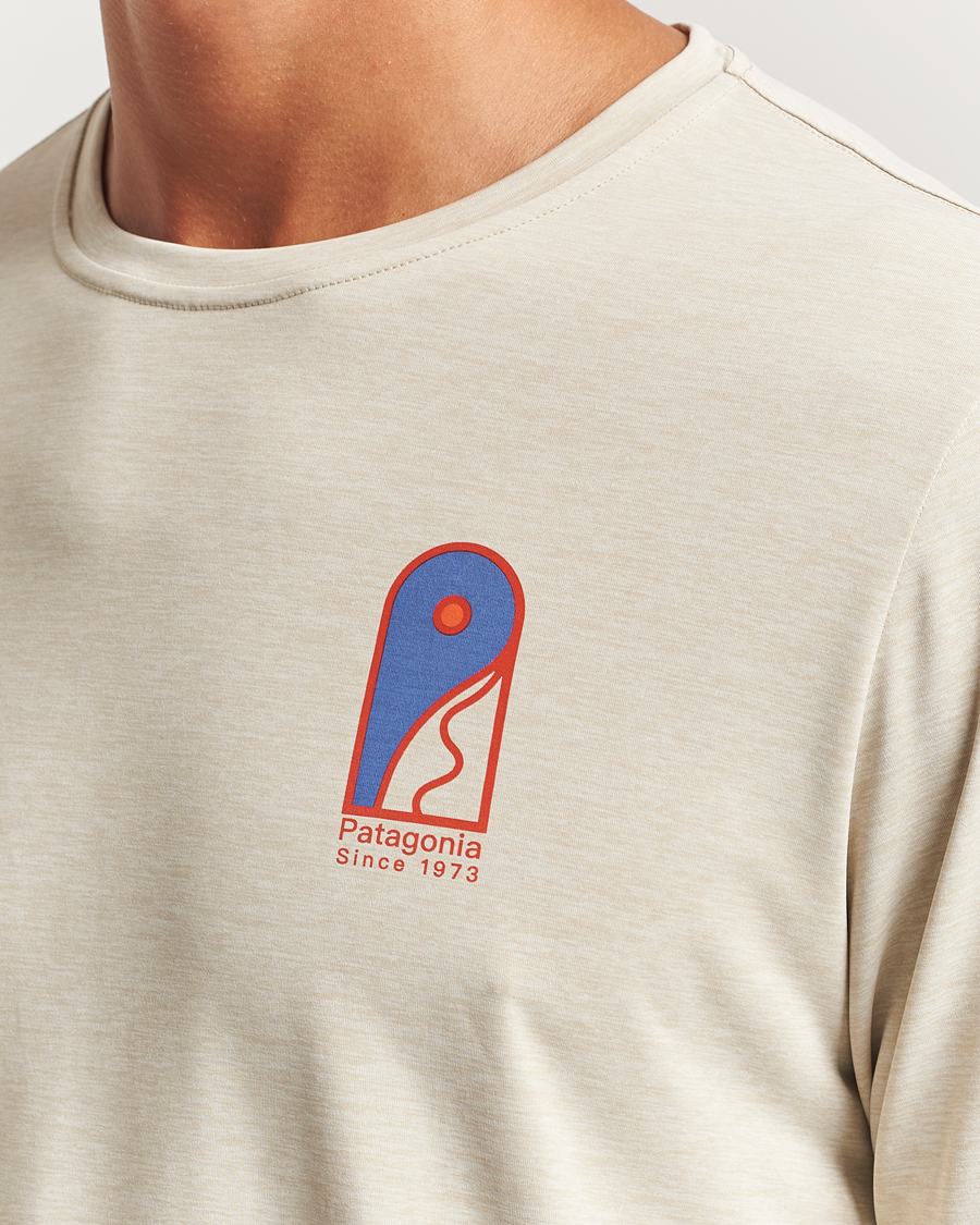 Hombres | Camisetas | Patagonia | Cap Cool Daily Graphic Long Sleeve T-Shirt Pumice X-Dye