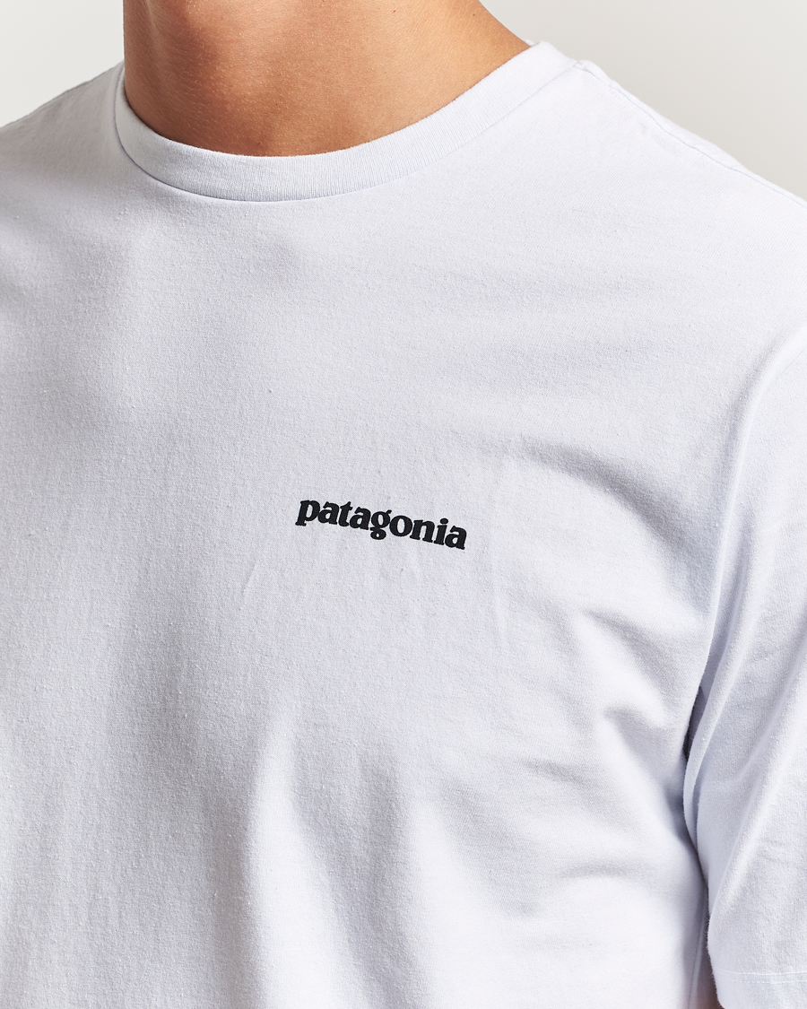 Hombres | Camisetas | Patagonia | P-6 Logo T-Shirt White