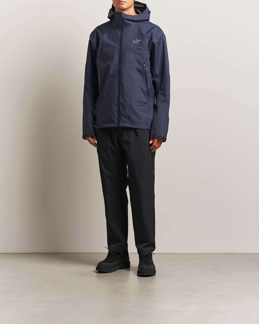 Hombres | Abrigos y chaquetas | Arc'teryx | Beta Gore-Tex Jacket Black Sapphire