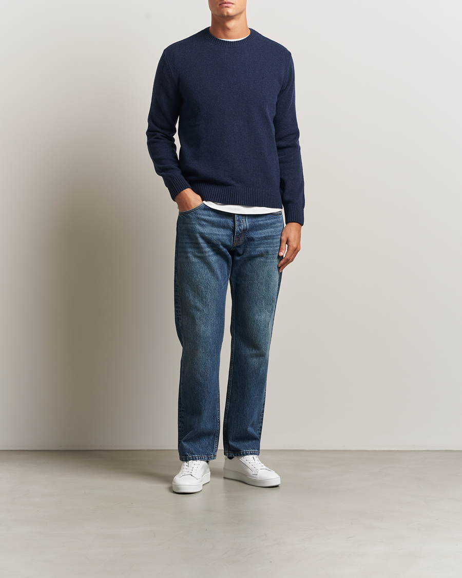 Hombres | Jerséis y prendas de punto | Colorful Standard | Classic Merino Wool Crew Neck Marine Blue