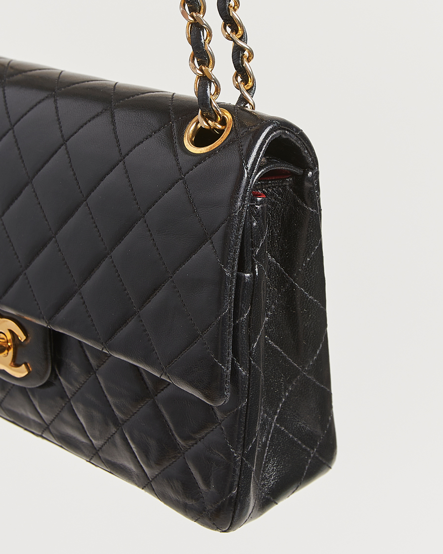 Hombres | Chanel Pre-Owned Classic Double Flap Medium Lambskin Black | Chanel Pre-Owned | Classic Double Flap Medium Lambskin Black