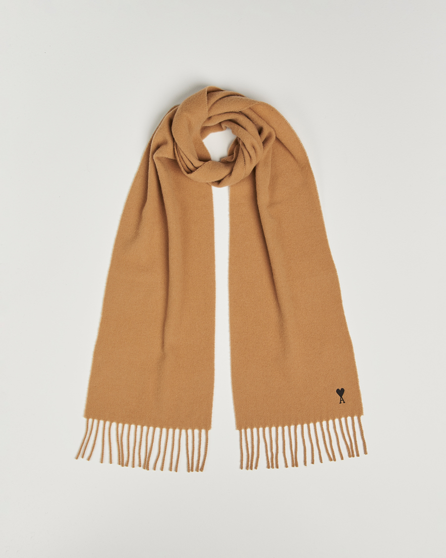 Hombres | AMI Heart Logo Scarf Camel | AMI | Heart Logo Scarf Camel