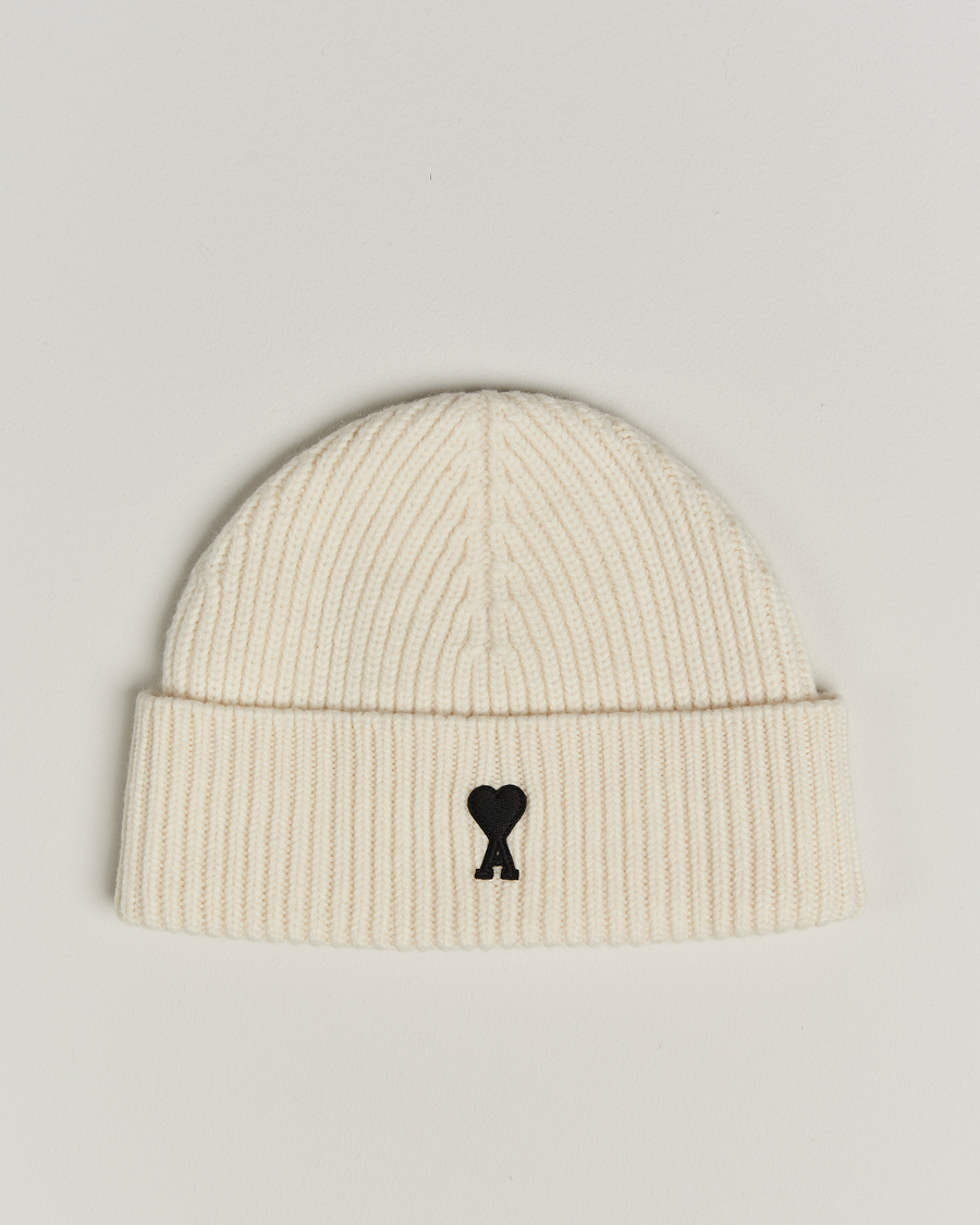 Hombres | AMIContrasted Heart Logo BeanieEcru | AMI | AMIContrasted Heart Logo BeanieEcru