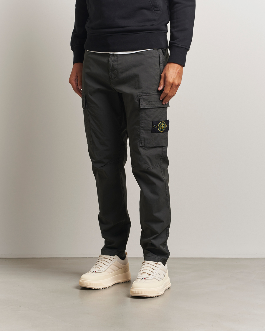 Hombres | Pantalones | Stone Island | Supima Cotton Stretch Cargo Trousers Lead Grey