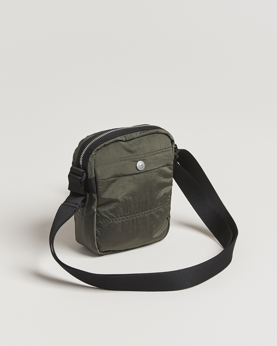 Hombres | Stone Island Nylon Metal Shoulder Pouch Musk | Stone Island | Nylon Metal Shoulder Pouch Musk