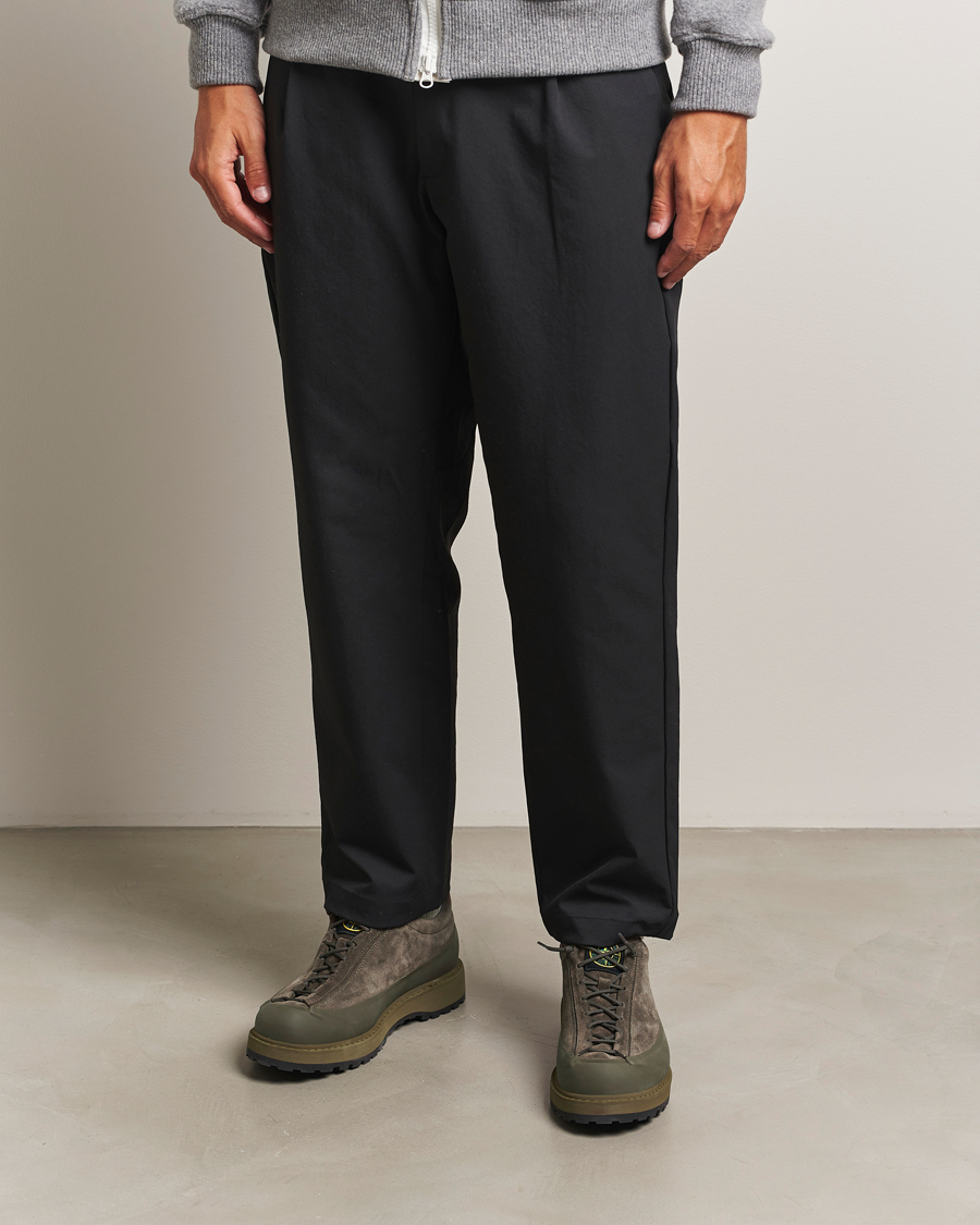 Hombres | Zapatillas | Stone Island | Low Top Suede Sneakers Military Green