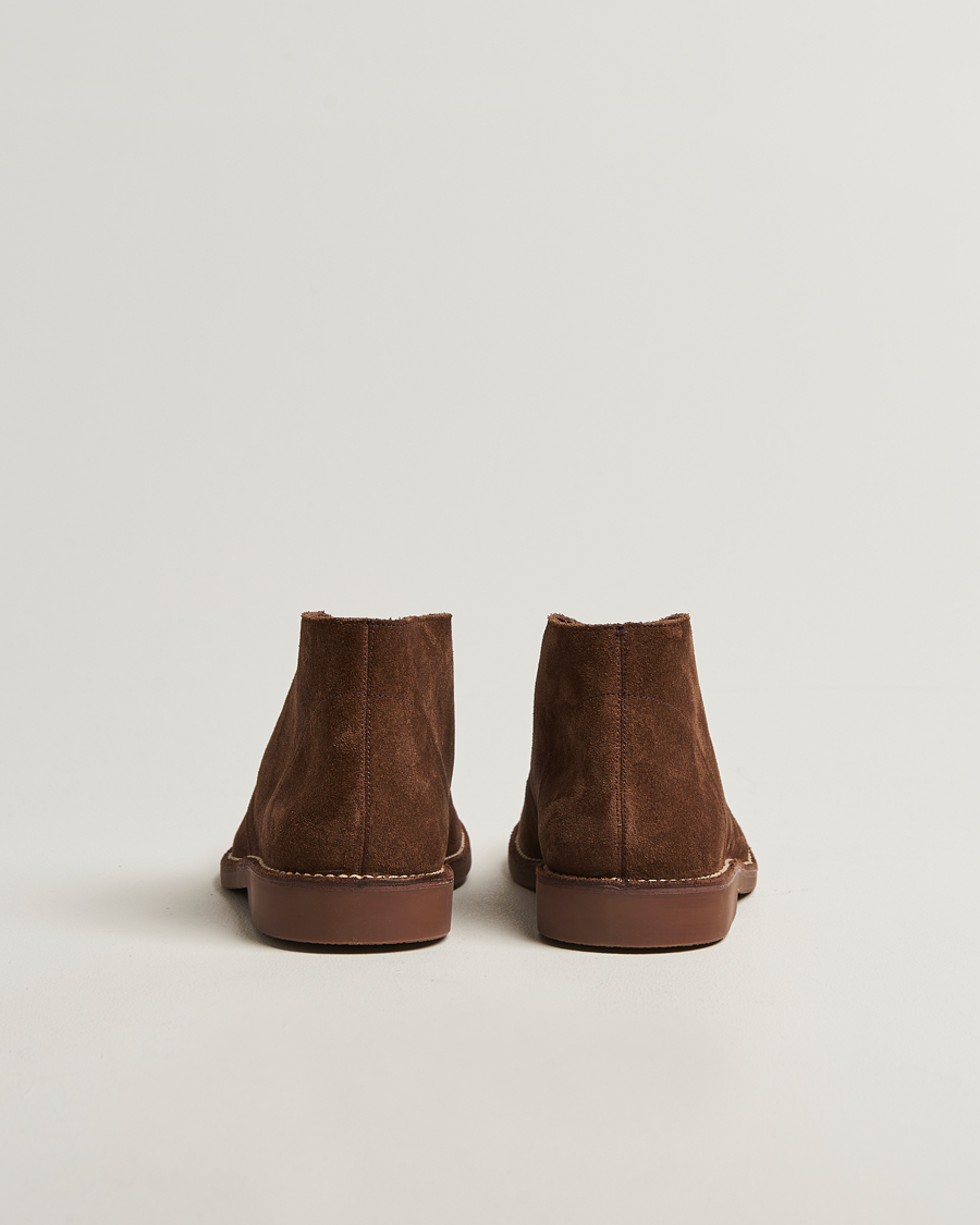 Hombres | Botas | Loake Shoemakers | Sahara Suede Chukka Dark Brown