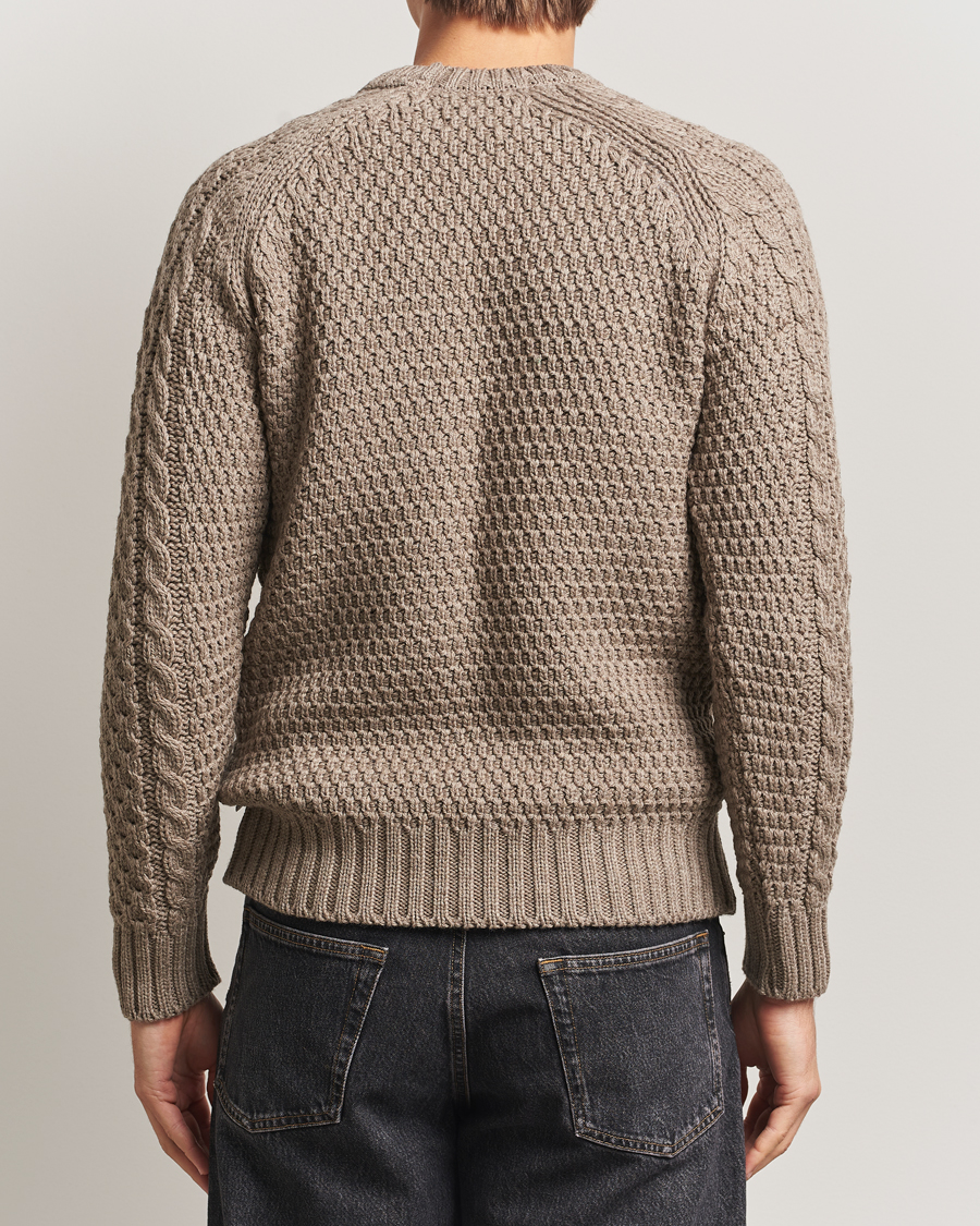 Hombres | Jerséis y prendas de punto | Peregrine | Winston Merino Crew Light Brown