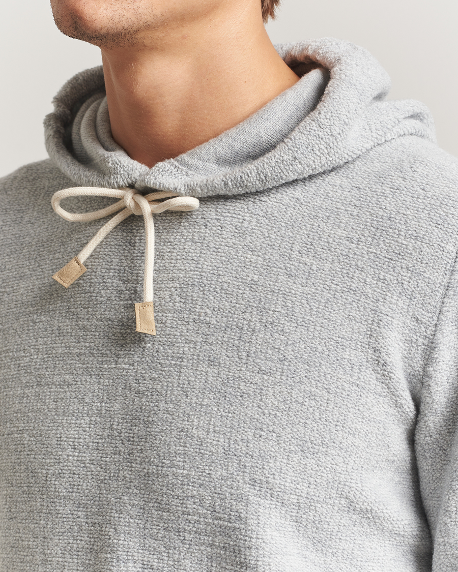 Hombres | Jerséis y prendas de punto | Gran Sasso | Boiled Wool Hoodie Light Grey Melange