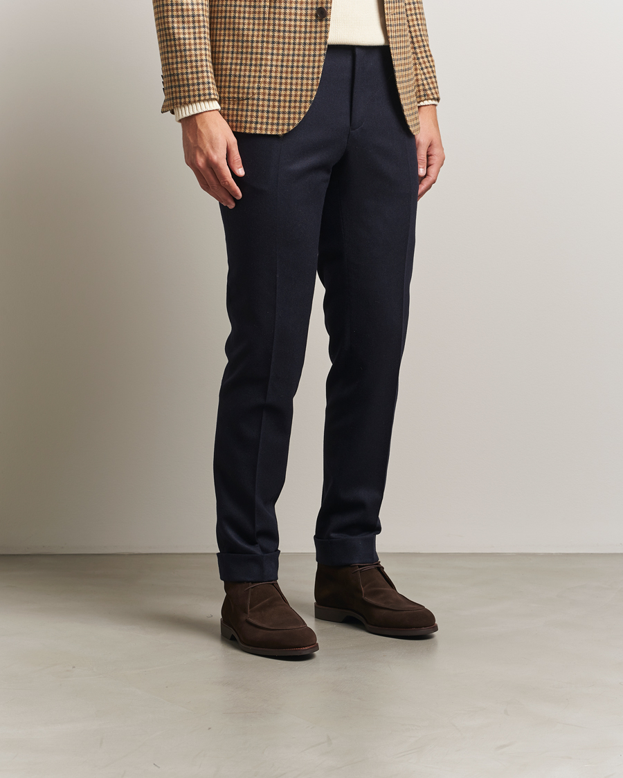 Hombres | Botas | Crockett & Jones | Bibury Chukka Boot Dark Brown Suede