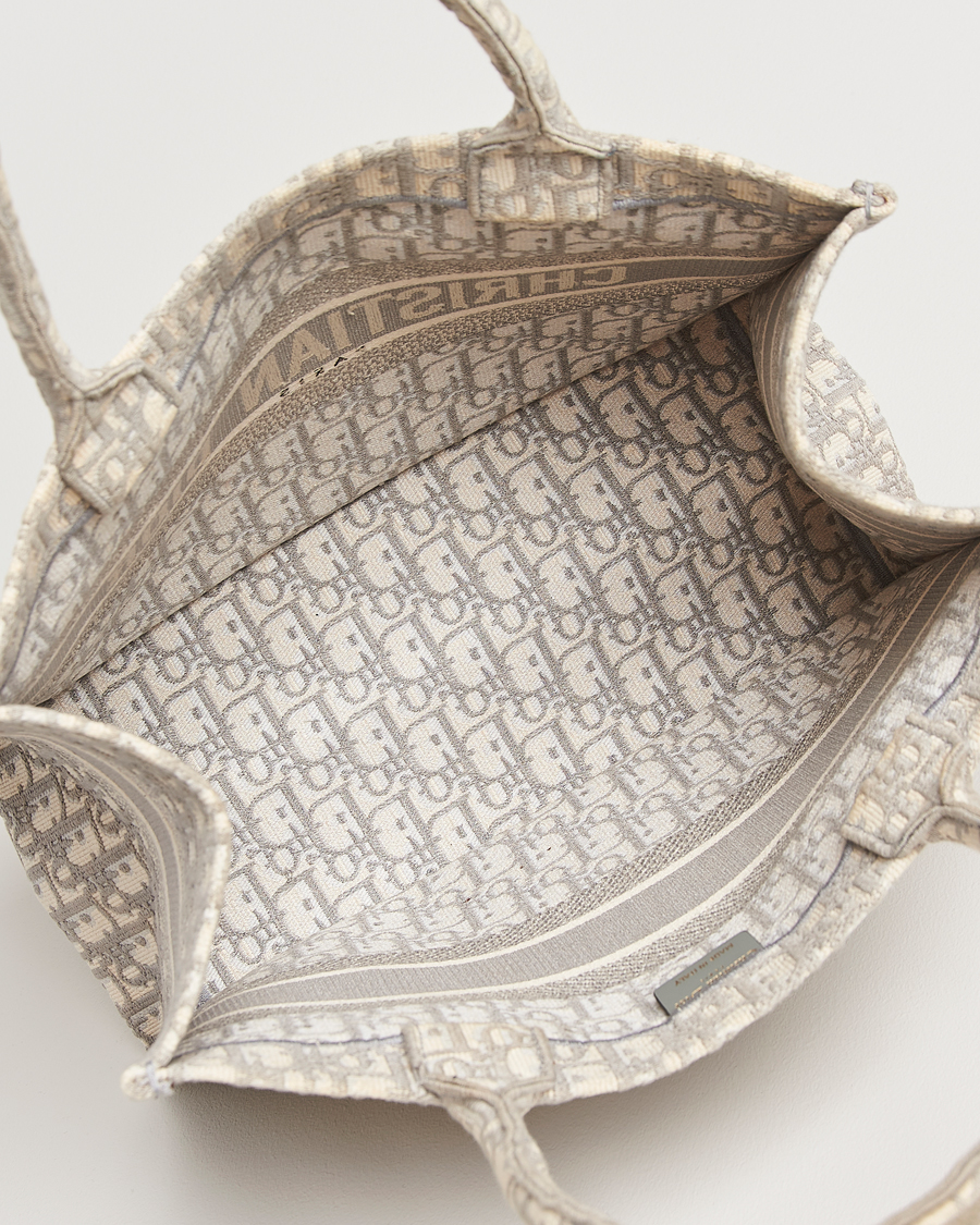 Hombres | Dior Pre-Owned Medium Dior Book Tote Light grey | Dior Pre-Owned | Medium Dior Book Tote Light grey