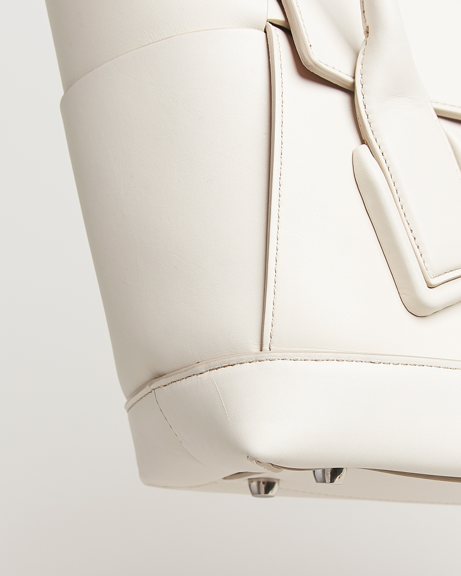 Hombres | Bottega Veneta Pre-Owned Intrecciato Arco Small White | Bottega Veneta Pre-Owned | Intrecciato Arco Small White