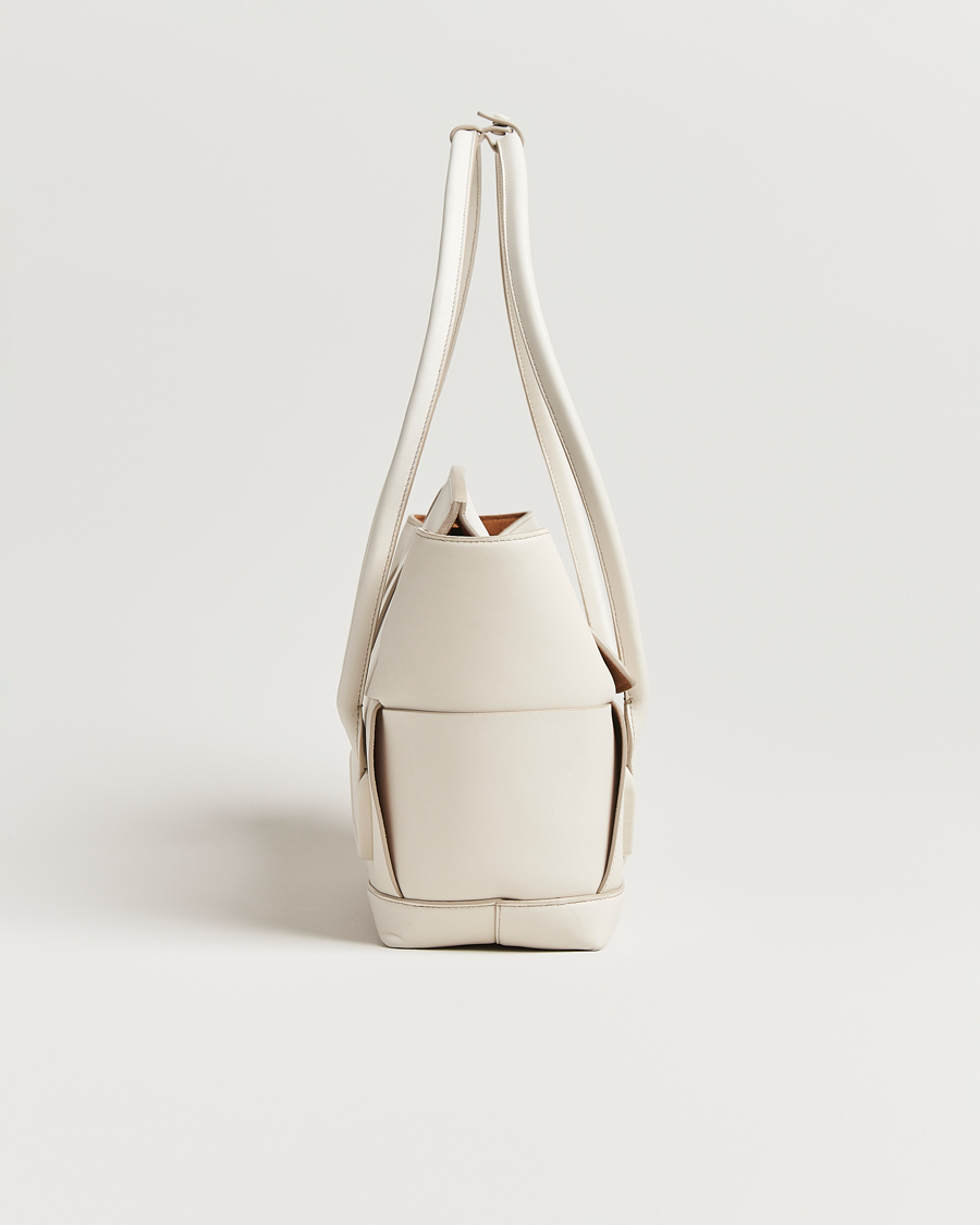 Hombres | Bottega Veneta Pre-Owned Intrecciato Arco Small White | Bottega Veneta Pre-Owned | Intrecciato Arco Small White