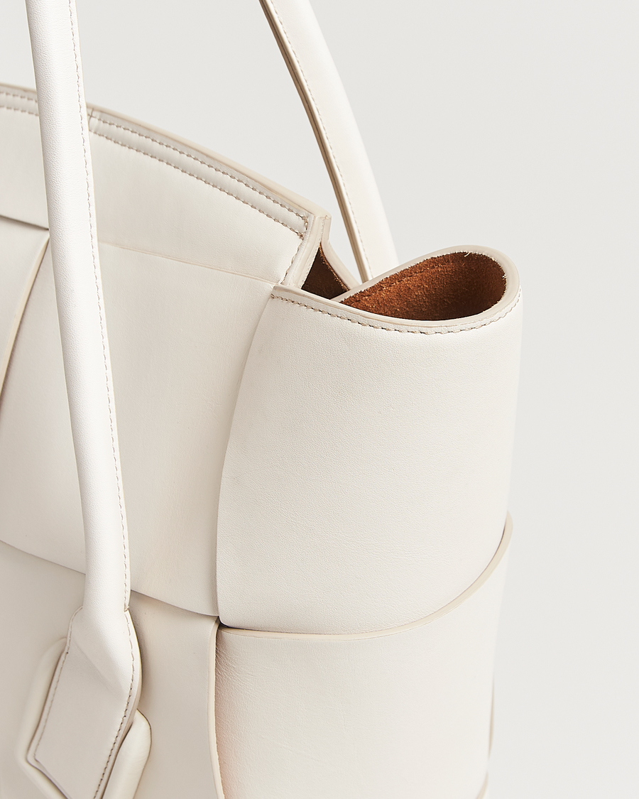 Hombres | Bottega Veneta Pre-Owned Intrecciato Arco Small White | Bottega Veneta Pre-Owned | Intrecciato Arco Small White