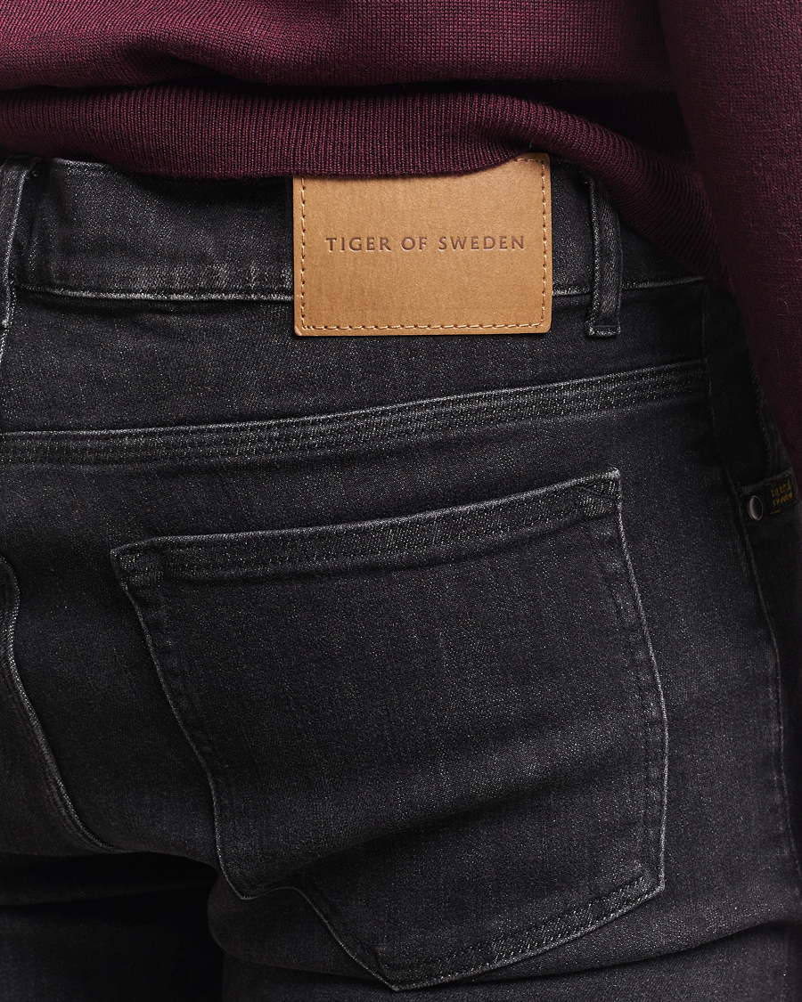 Hombres | Pantalones | Tiger of Sweden | Evolve Jeans Washed Black