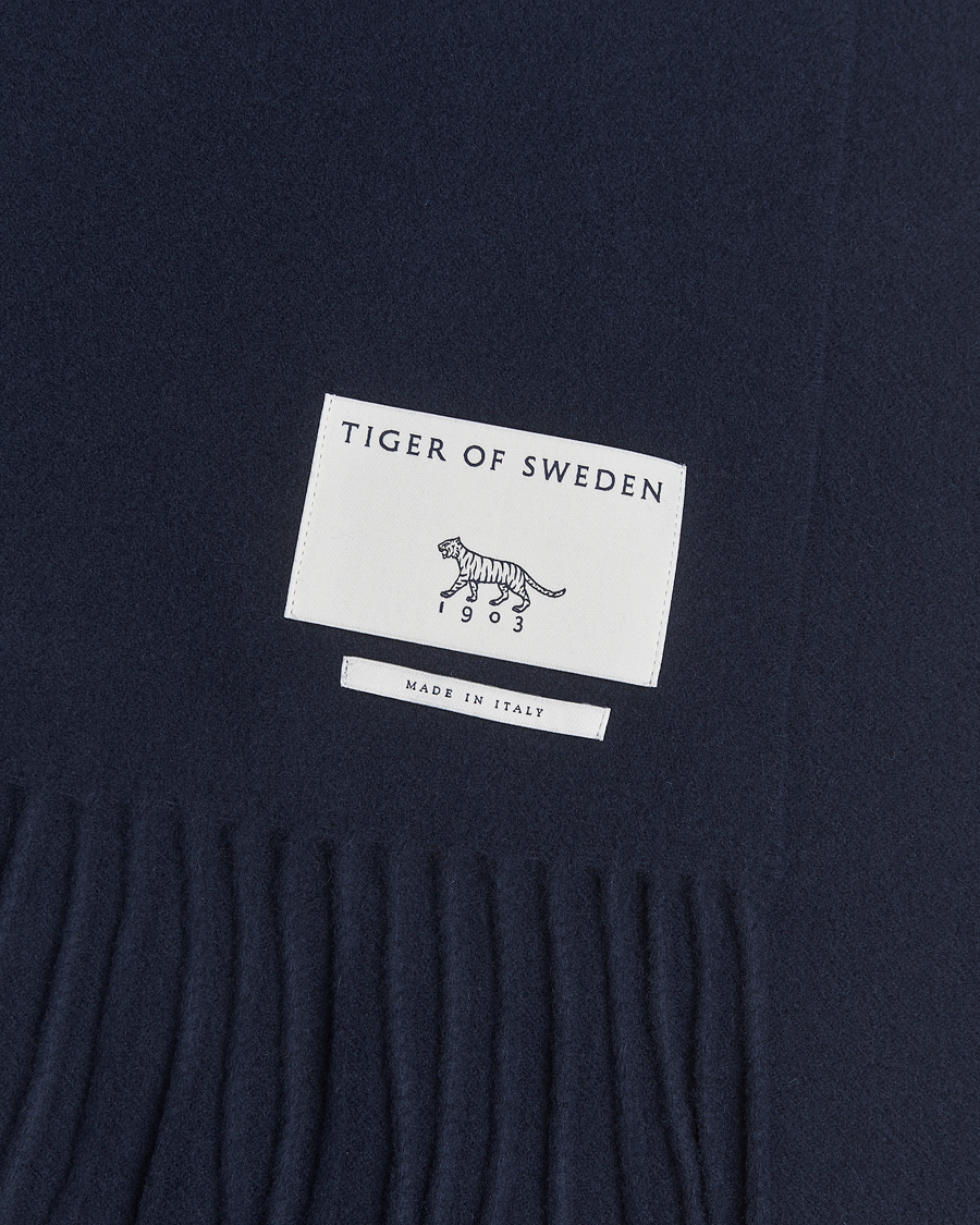 Hombres | Tiger of Sweden Sylan Wool Scarf Light Ink | Tiger of Sweden | Sylan Wool Scarf Light Ink