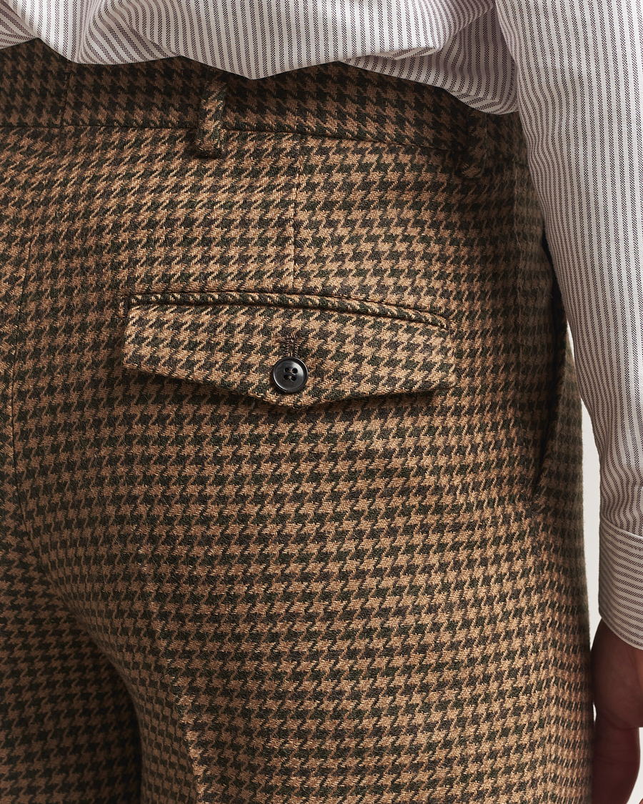 Hombres | Pantalones | Tiger of Sweden | Todne Swedish Wool Dogtooth Trousers Brown Olive