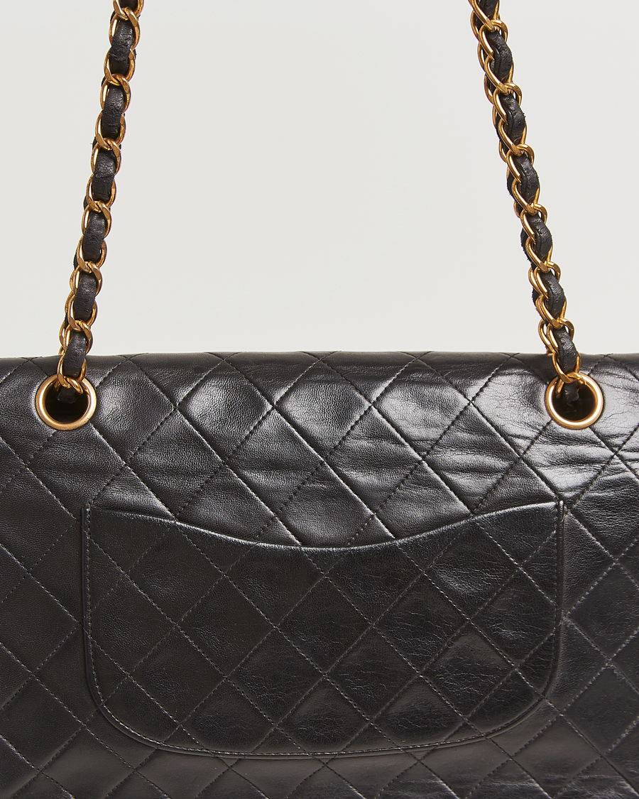 Hombres | Chanel Pre-Owned Classic Double Flap Medium Lambskin Black | Chanel Pre-Owned | Classic Double Flap Medium Lambskin Black