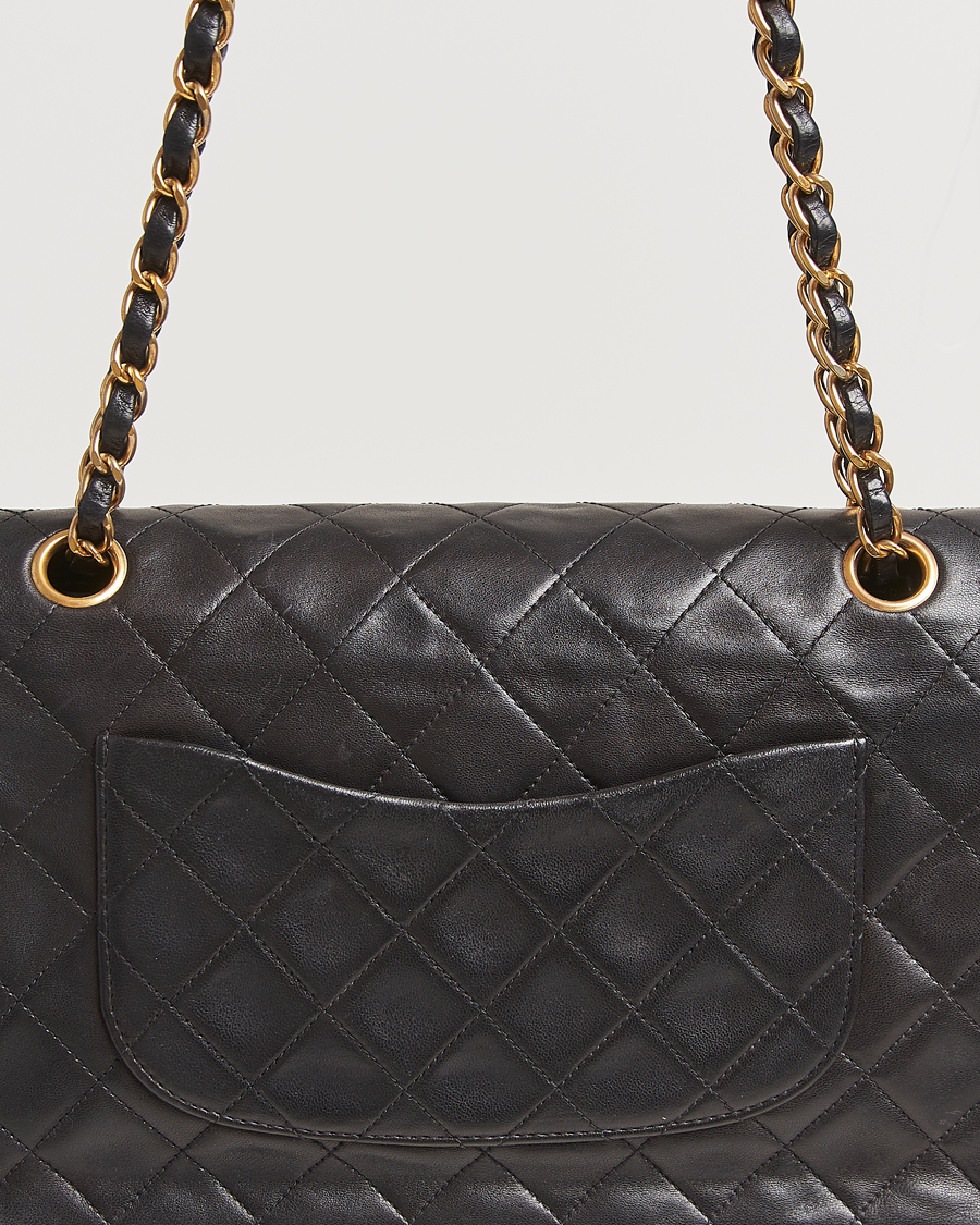 Hombres | Chanel Pre-Owned Classic Double Flap Medium Lambskin Black | Chanel Pre-Owned | Classic Double Flap Medium Lambskin Black