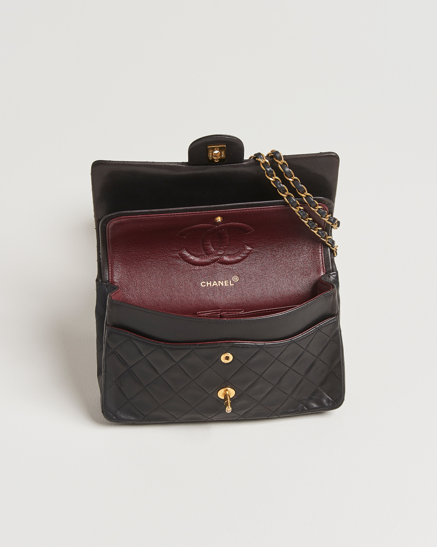 Hombres | Chanel Pre-Owned Classic Double Flap Medium Lambskin Black | Chanel Pre-Owned | Classic Double Flap Medium Lambskin Black