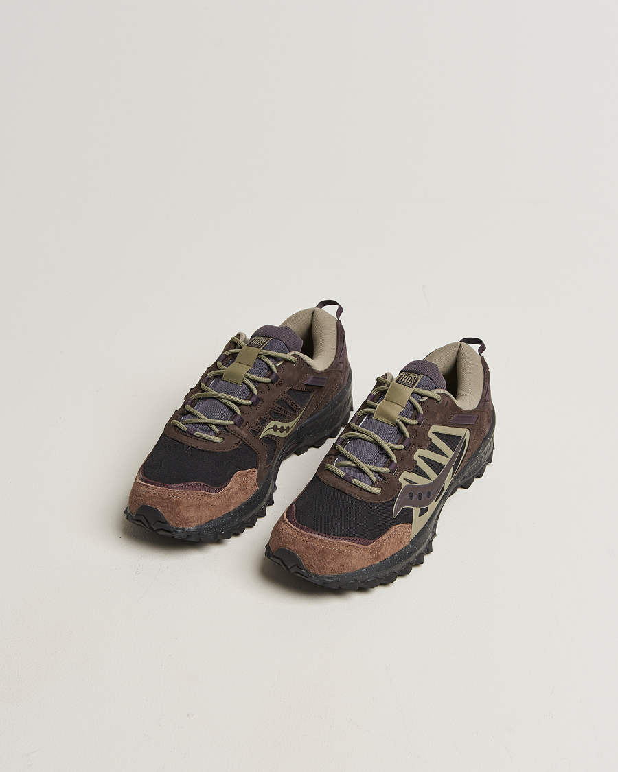 Hombres | Saucony Grid Peak Trail Sneaker Black/Wine | Saucony | Grid Peak Trail Sneaker Black/Wine