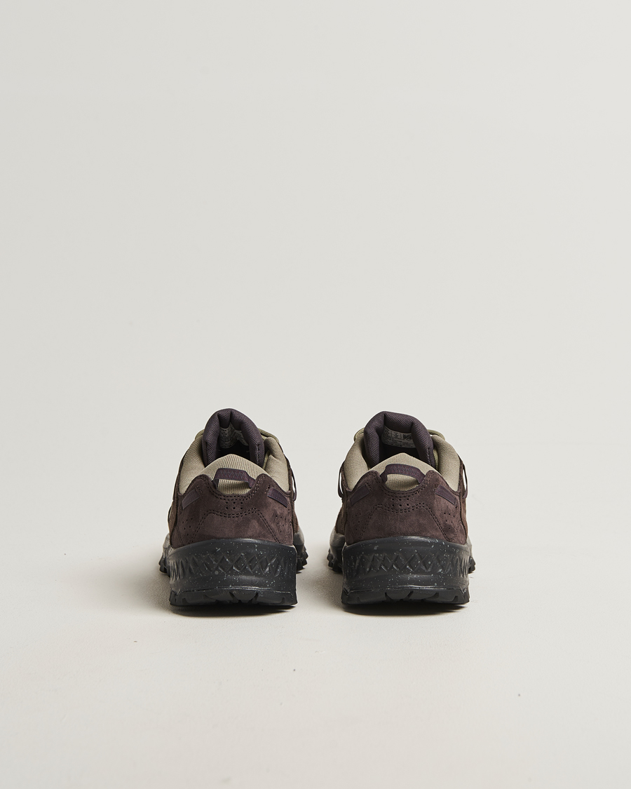 Hombres | Saucony Grid Peak Trail Sneaker Black/Wine | Saucony | Grid Peak Trail Sneaker Black/Wine