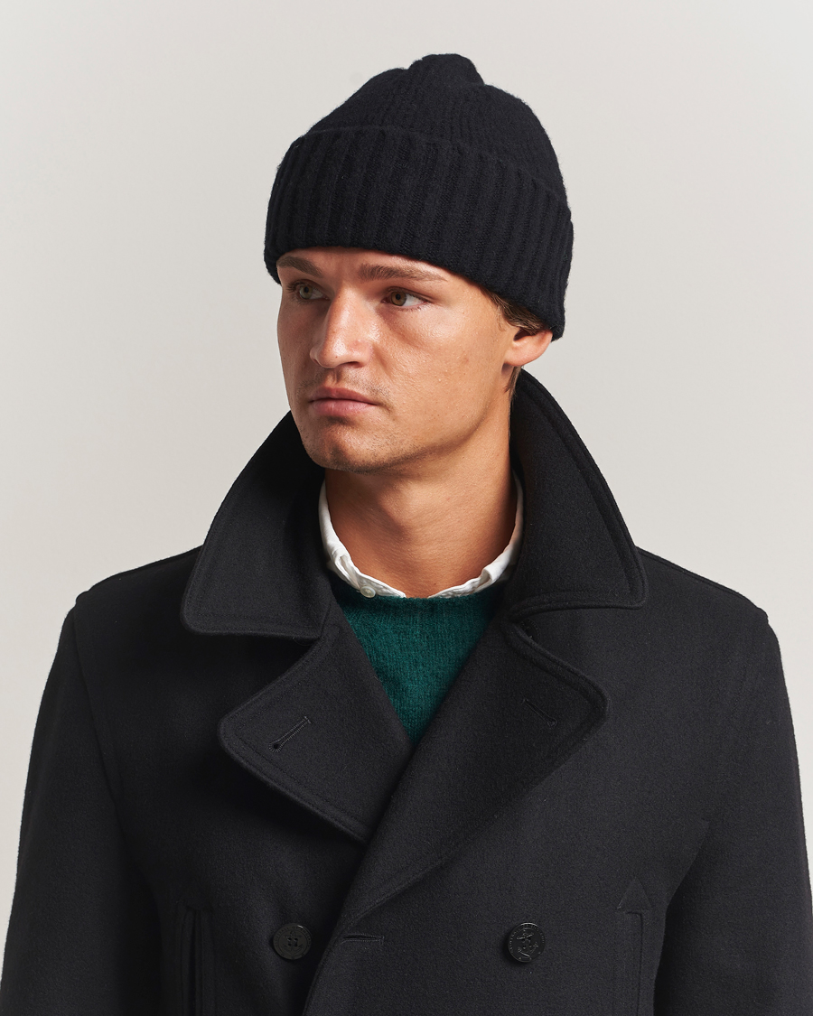 Hombres | Gorros | Robert Mackie | Rona Ribbed Shaggy Lambswool Beanie Black