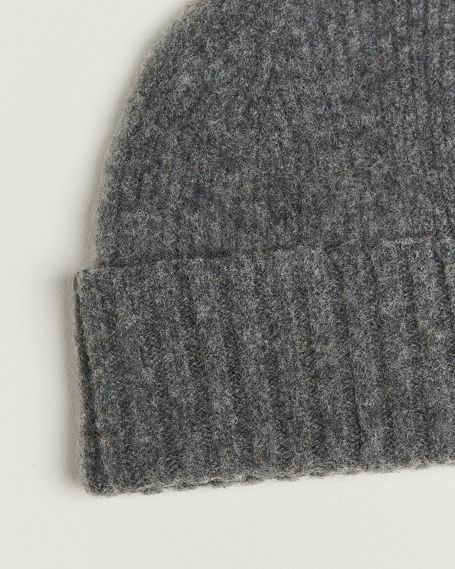 Hombres | Gorros | Robert Mackie | Rona Ribbed Shaggy Lambswool Beanie Dark Grey