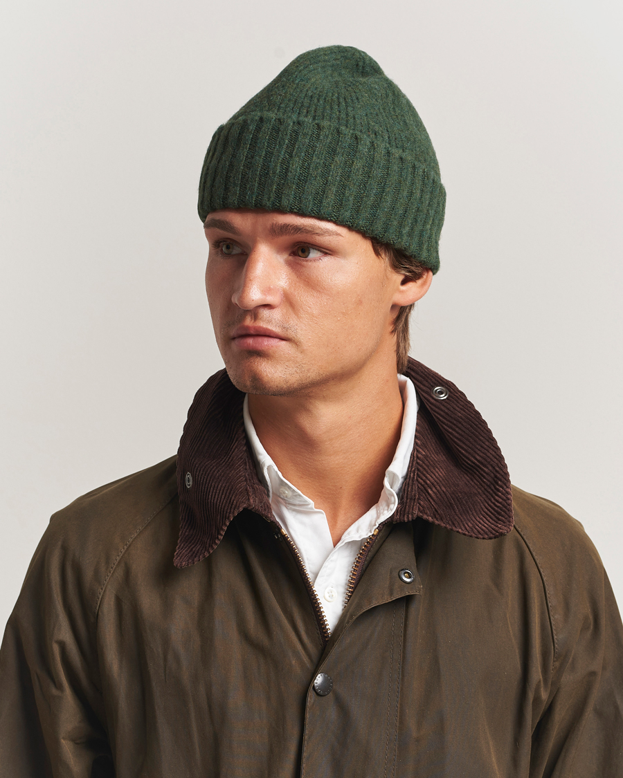 Hombres | Gorros | Robert Mackie | Rona Ribbed Shaggy Lambswool Beanie Green