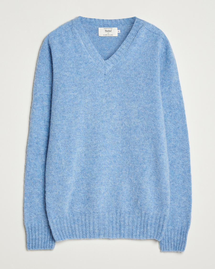 Hombres | Jerséis y prendas de punto | Harley Of Scotland for Care of Carl | Harley Of Scotland Brushed Supersoft Lambswool V-Neck Light Blue