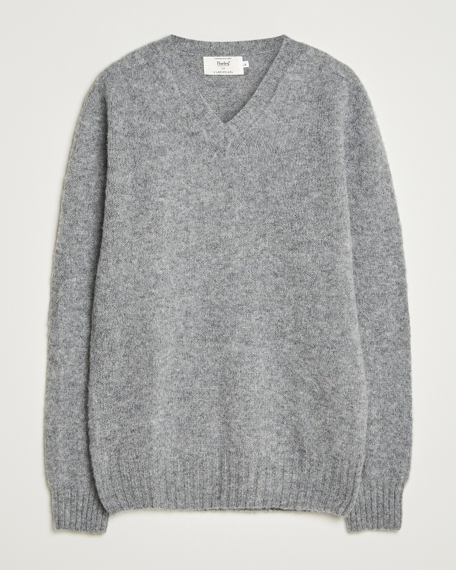 Hombres | Jerséis y prendas de punto | Harley Of Scotland for Care of Carl | Harley Of Scotland Brushed Supersoft Lambswool V-Neck Mid Grey