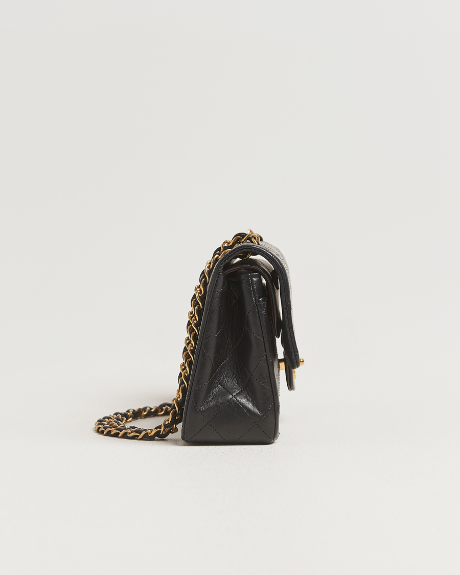 Hombres | Chanel Pre-Owned Classic Double Flap Small Lambskin  Black | Chanel Pre-Owned | Classic Double Flap Small Lambskin  Black