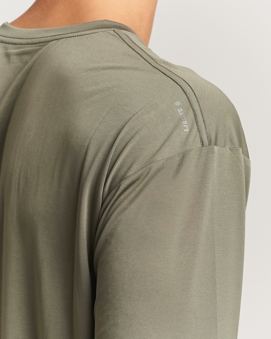 Hombres | Camisetas | Satisfy | AuraLite Long Sleeve T-Shirt Dusty Olive