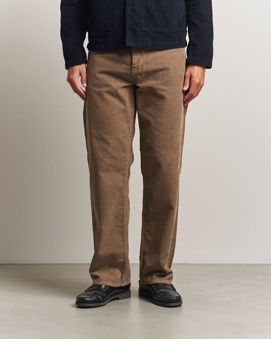 Hombres | Pantalones | Sunflower | Loose Corduroy Pants Taupe