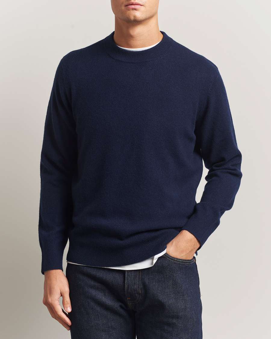 Hombres | Jerséis y prendas de punto | A Day's March | Marlow Cashmere Blend Sweater Navy
