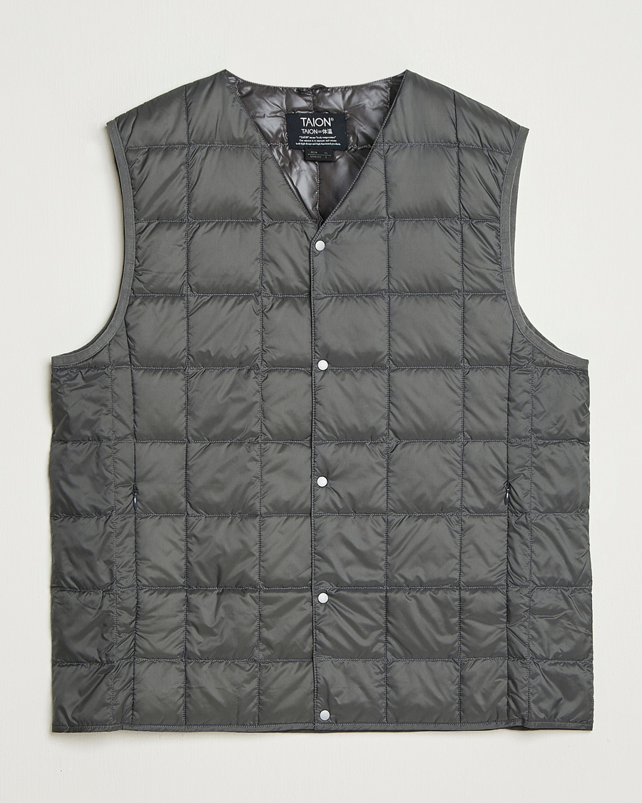 Hombres | Abrigos y chaquetas | TAION | V-Neck Lightweight Down Vest Dark Grey