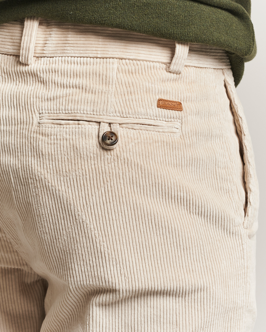 Hombres | Pantalones | GANT | Straight Fit Corduroy Trousers Putty