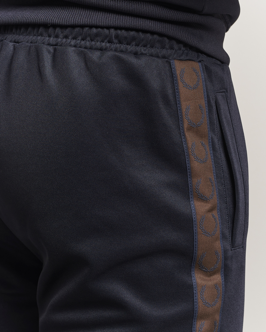 Hombres | Pantalones | Fred Perry | Taped Track Pants Navy