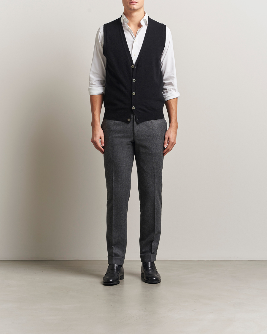 Hombres | Jerséis y prendas de punto | Oscar Jacobson | Guiseppe Buttoned Vest Black