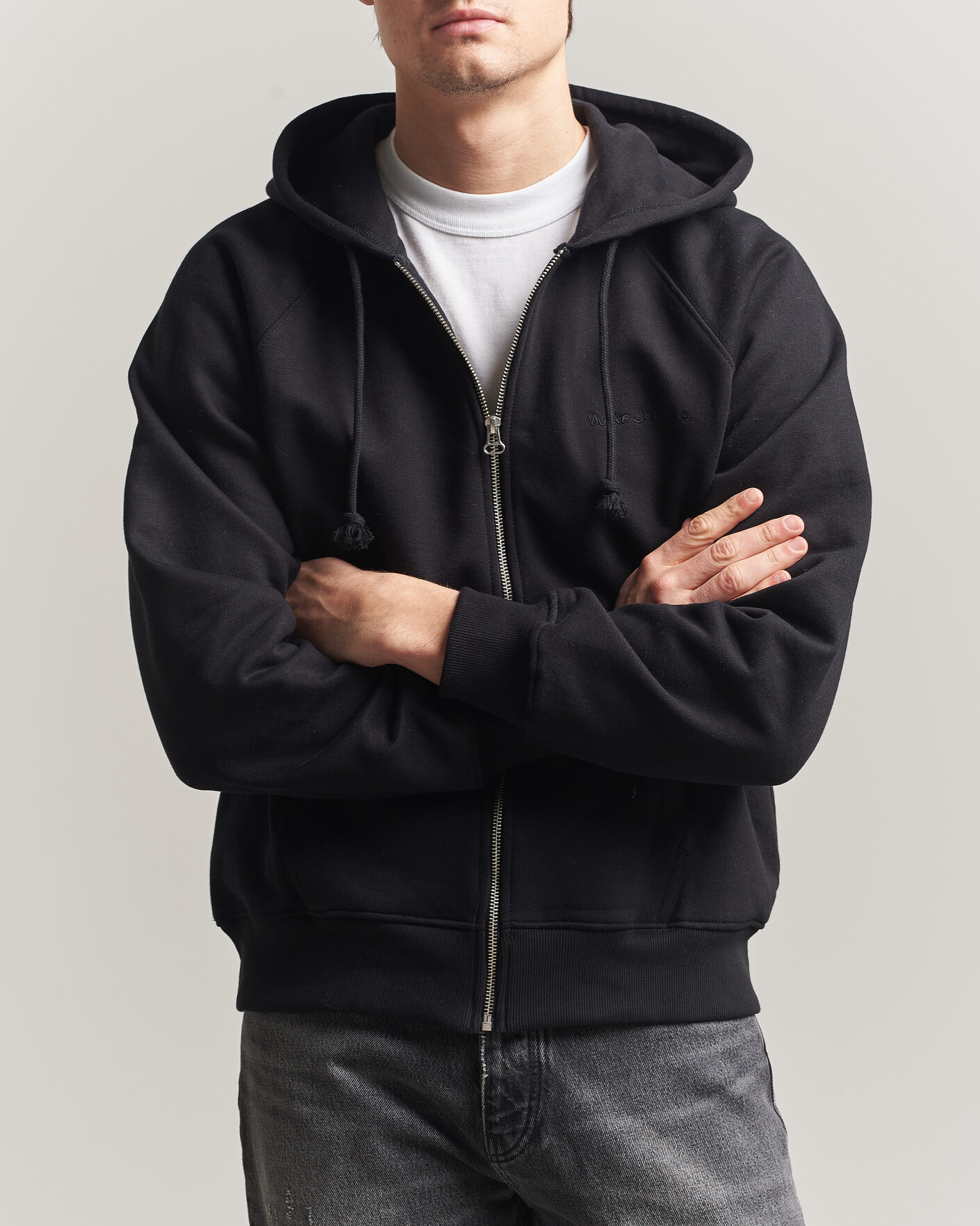 Hombres | Jerséis y prendas de punto | Nudie Jeans | Gunde Logo Full Zip Hoodie Black