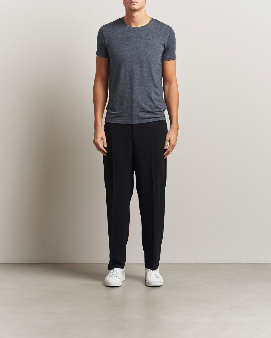 Hombres | Camisetas | Falke | Clima Wool Crew Neck T-Shirt Dark Grey Heather