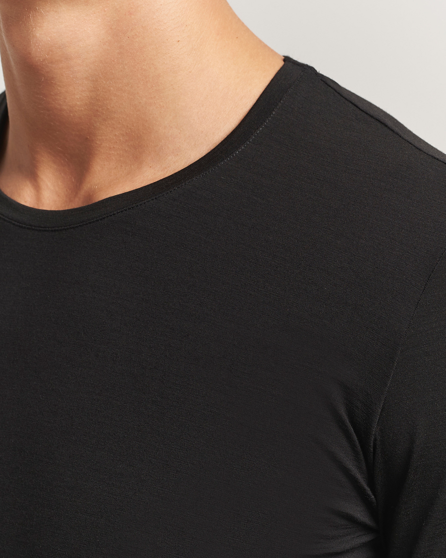 Hombres | Camisetas | Falke | Clima Wool Wool Long Sleeve T-Shirt Black