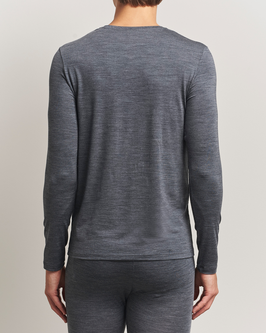 Hombres | Camisetas | Falke | Clima Wool Wool Long Sleeve T-Shirt Dark Grey Heather